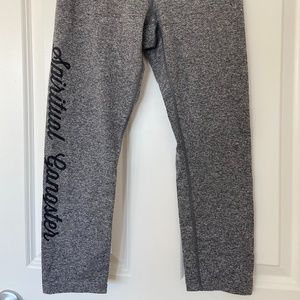 Spiritual Gangster Cropped Leggings